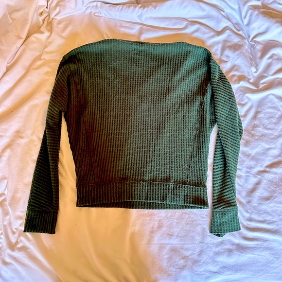 A&F green sweater - Picture 3 of 4